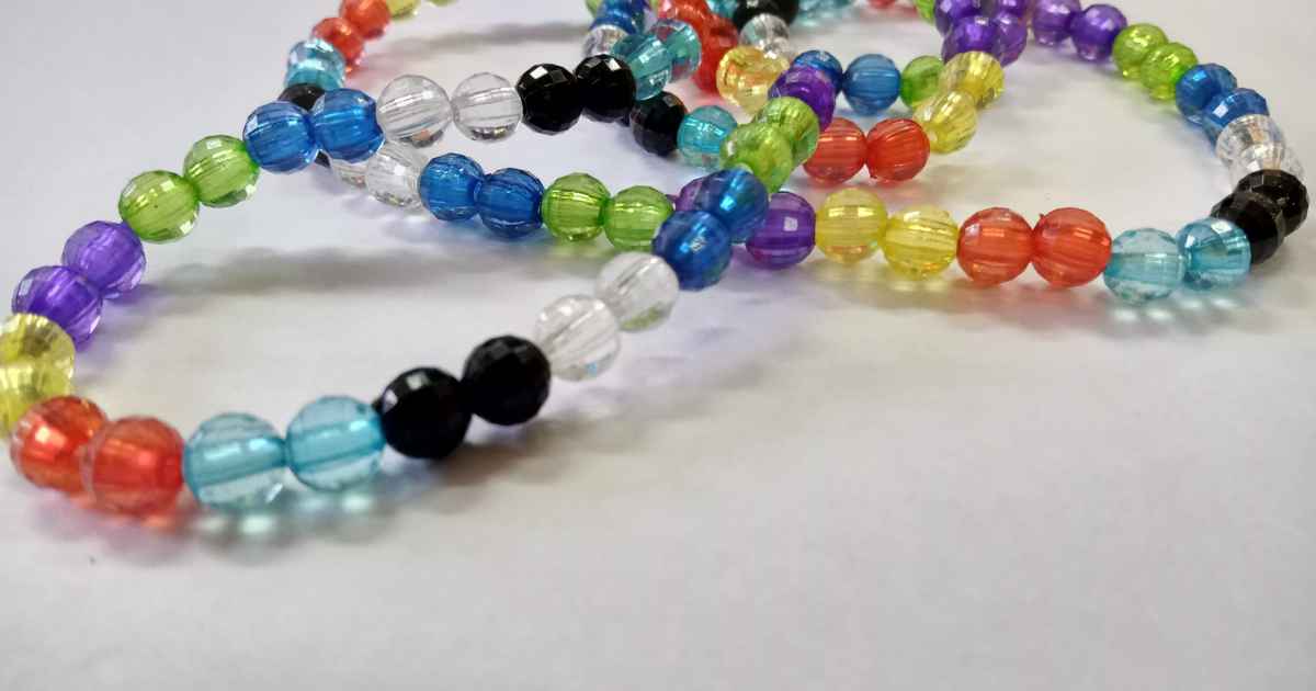 The Timeless Appeal of Handmade Bracelets with Gemstone Beads